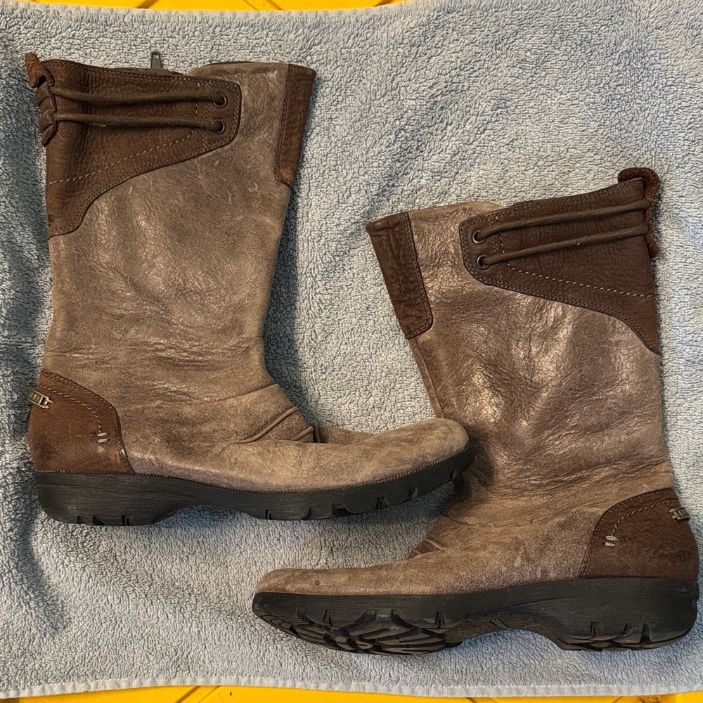 Merrell Brown and Tan Women's Boots